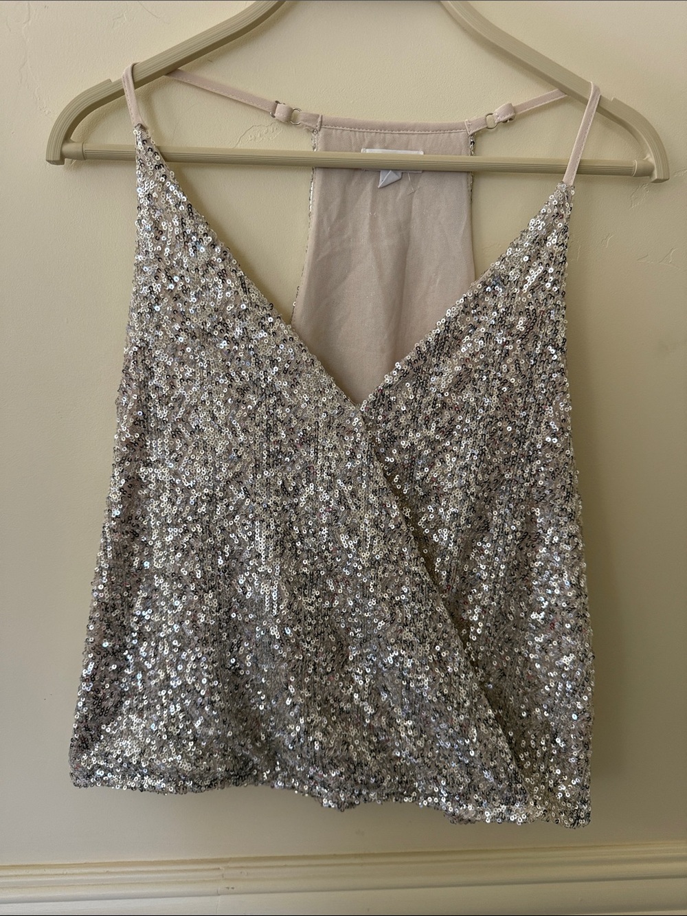 LOVE ON A HANGER SILVER SEQUIN TANK CAMISOLE  HOSTESS TOP SIZE SMALL COCKTAIL